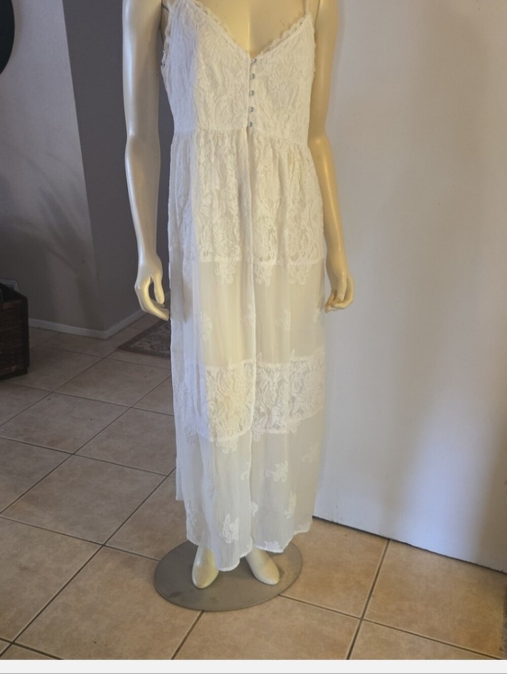 Letnewble Lace Maxi Slip Dress in Ivory - Picture 3 of 11
